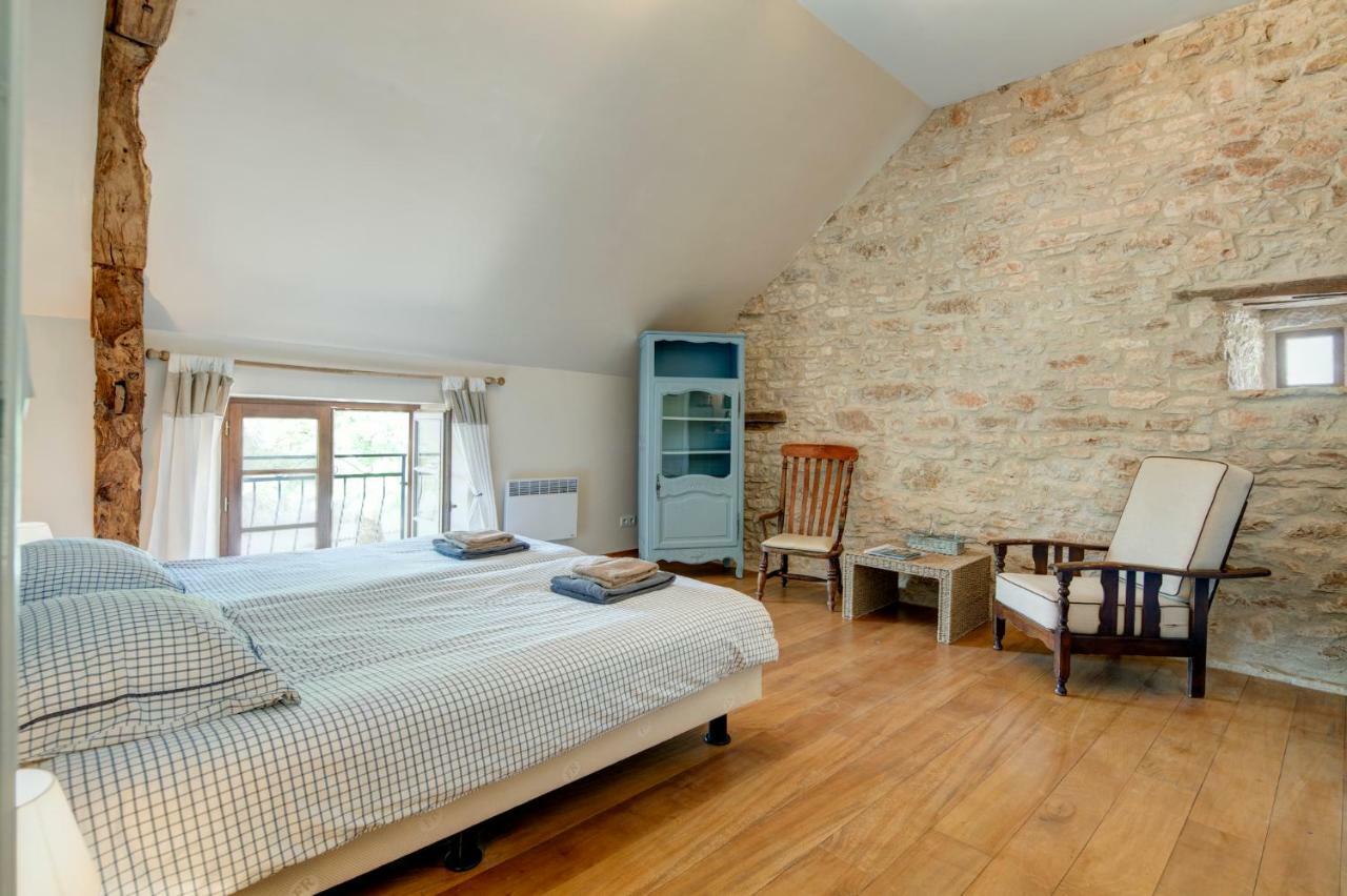 Chambres Et Table D'Hotes La Panacee Cuzance Dış mekan fotoğraf